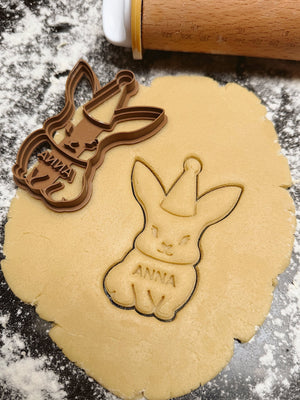 Gepersonaliseerd konijn met feesthoed koekjesvorm - Samenmetdekindjes - Samenmetdekindjes