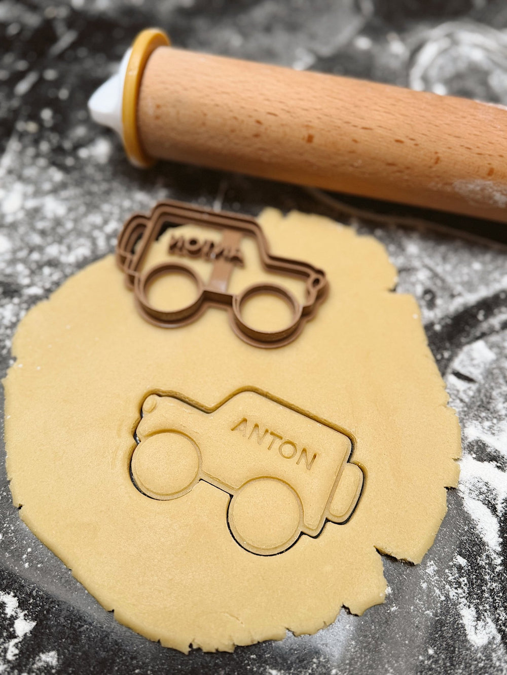 Gepersonaliseerde jeep koekjesvorm - Samenmetdekindjes - Samenmetdekindjes