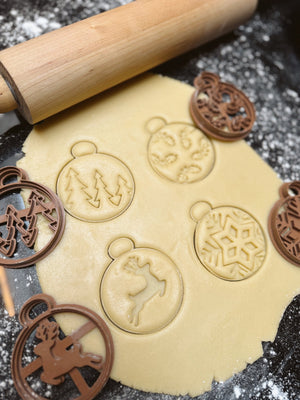 Kerstballen koekjesvormen - Samenmetdekindjes - Samenmetdekindjes