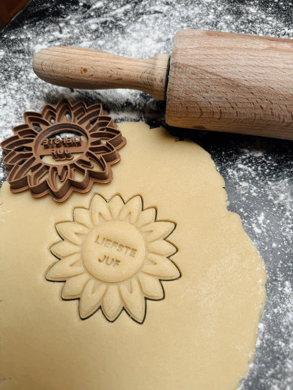 Liefste juf - zonnebloem koekjesvorm - Samenmetdekindjes - Samenmetdekindjes
