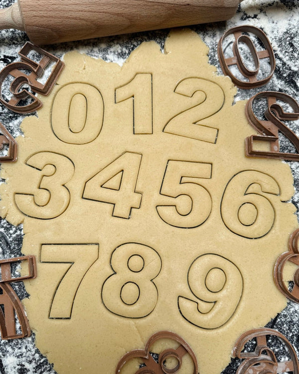 Maxi Cijfers koekjesvormen (10 stuks) - Samenmetdekindjes - Samenmetdekindjes