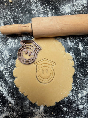 Smiley met afstudeerhoed - Samenmetdekindjes - Samenmetdekindjes